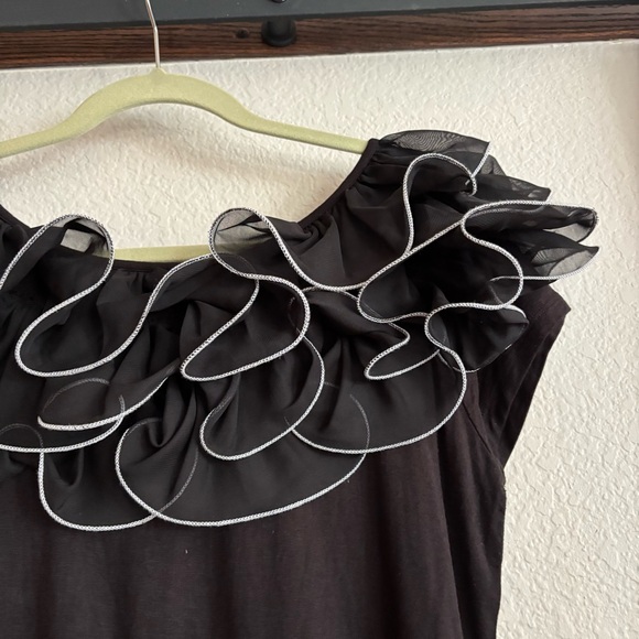 ❗️FINAL❗️Stera Elegant Black Ruffled Blouse Medium - Picture 5 of 7